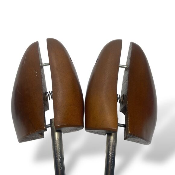 Wood Shoe Keeper Inserts Rochester Travel Shoe Tree Men's Size 4 Spring Loaded - Picture 5 of 7